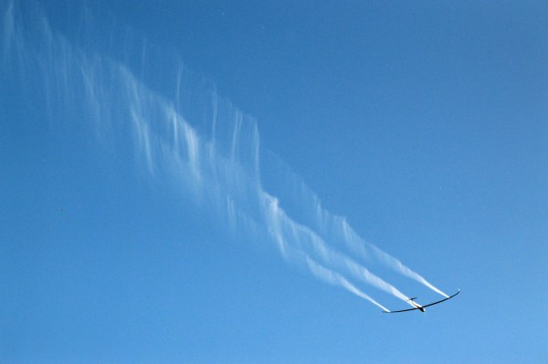 Can you believe this vapour trail??